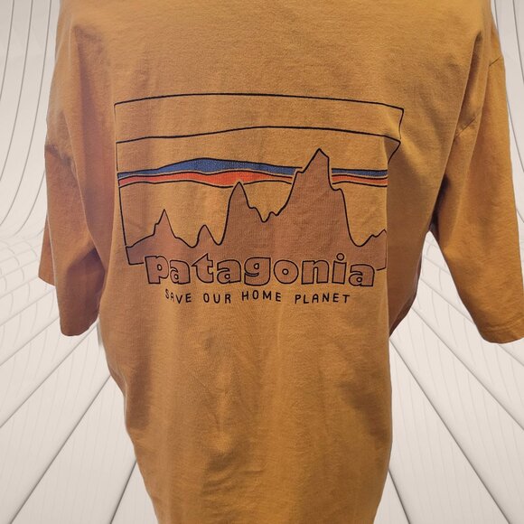 Men's Patagonia Graphic T-Shirt Size Medium - Picture 1 of 3
